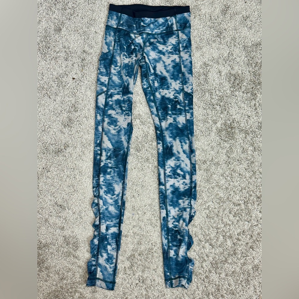 LULULEMON SIZE 2 28” leggings
